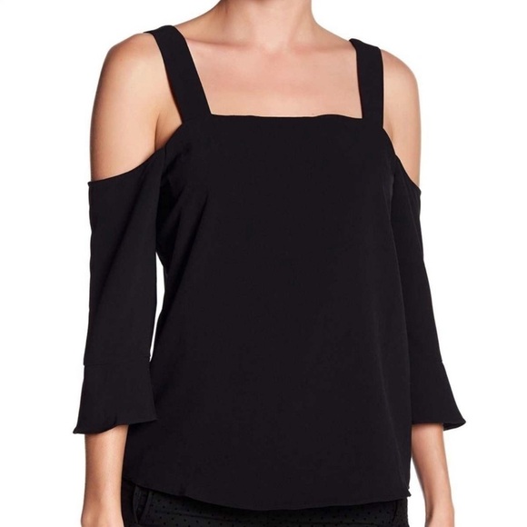 cooper & ella Tops - Cooper and Ella Cold Shoulder Top. Pristine Condition. Size XS